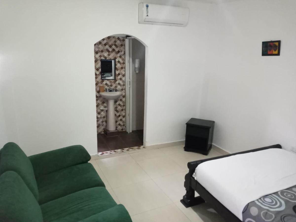 Hostal Cuyagua Palomino Bagian luar foto