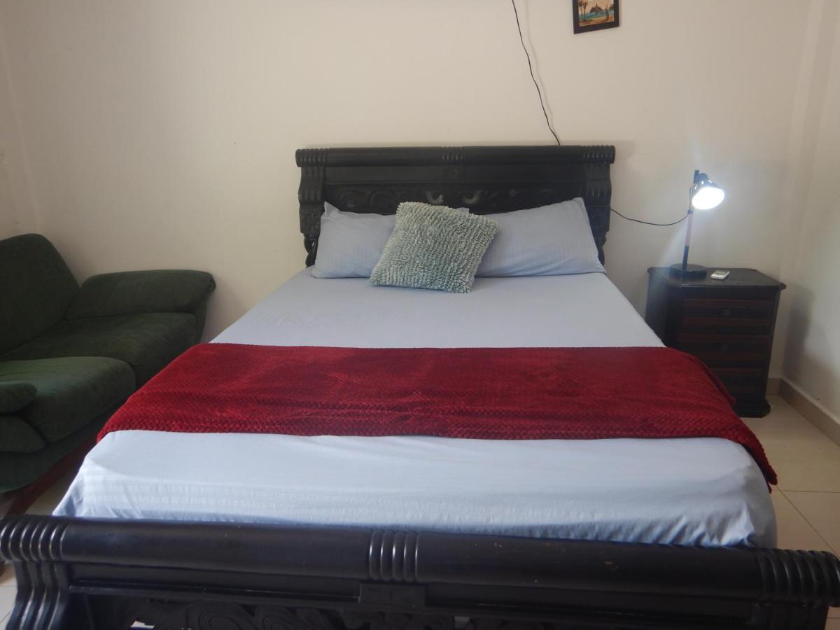 Hostal Cuyagua Palomino Bagian luar foto